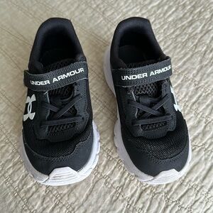 Toddler Tennis shoes 👟